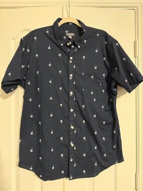 Van Heusen Navy Short-Sleeve Button-Down with White Palm Motif